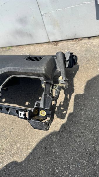 Передня консоль на Audi Q5/SQ5. Оригінал, не відновлювалась. 80B858041 фото