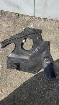 BMW Захист двигуна правий 51767397490 51747397490 фото